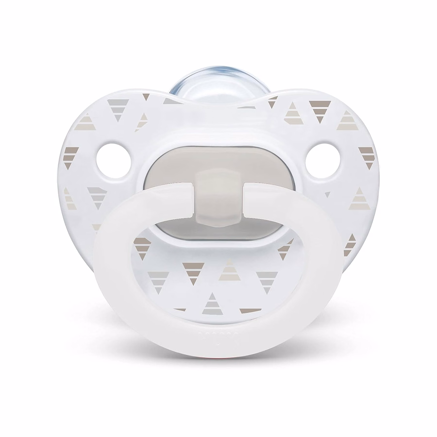NUK First Choice Ciuccio ortodontico classico per neonati, 0-6 mesi, neutro, indispensabile per il bambino, confezione da 5: Salute e cura della persona